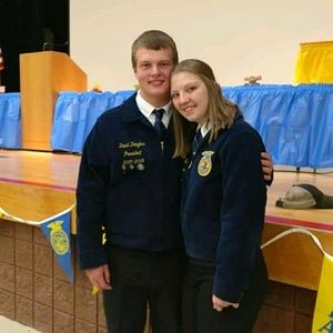 Meet your Posher, Hannah